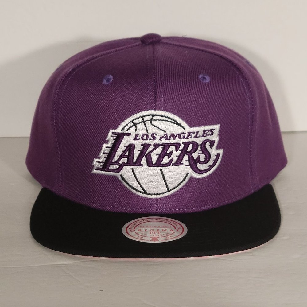 Mitchell & Ness LA Lakers Snapback Purple Paisley NBA Basketball Kobe Lebron